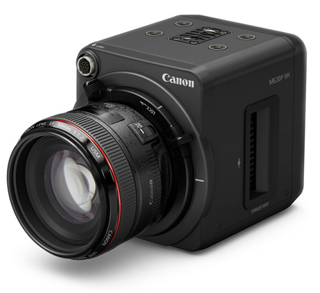 Canon ME20F-SH s objektivem